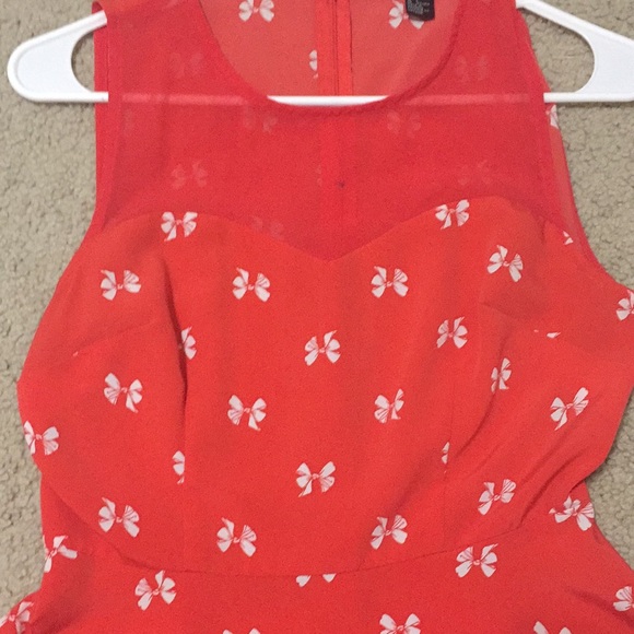 Red forever 21 dress - Picture 3 of 8